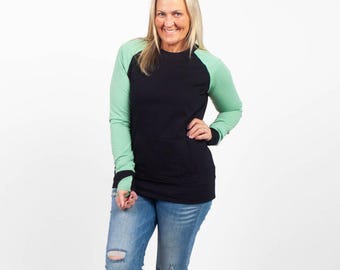 Crew Neck Mindy Sweatshirt | Green & Black Color Block Pattern