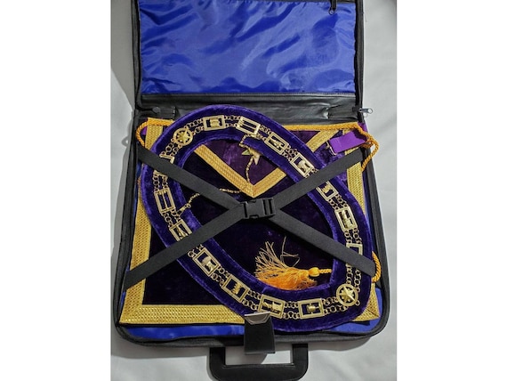 MASONIC OES HAND EMBROIDER WORTHY PATRON /MATRON APRON AND COLLAR SET MASONIC OES HAND EMBROIDER WORTHY PATRON /MATRON APRON AND COLLAR SET