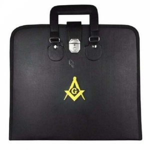 Masonic Regalia Master Mason MM / WM Estuche de delantal bordado dorado 15 &quot;X 17&quot; Regalo para él