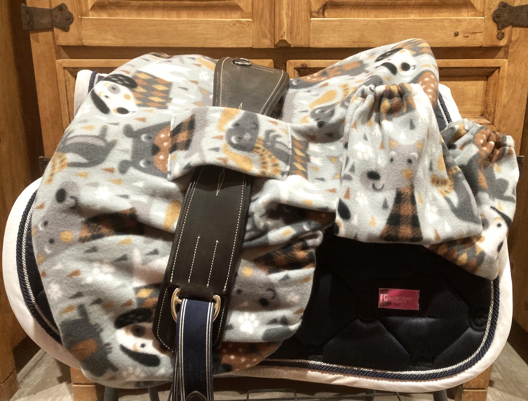 MATCHING SET English Saddle Cover With Girth Pockets AND Etsy
