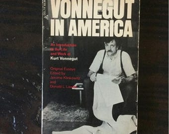 Colección Kurt Vonnegut (B) - Domingo de Ramos Un hombre sin patria Cuna de gato Bienvenidos a la casa de los monos Terremoto temporal Tabaquera de Bagombo