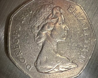 1980 50 Pence Great Britain Queen Elizabeth II KM 913