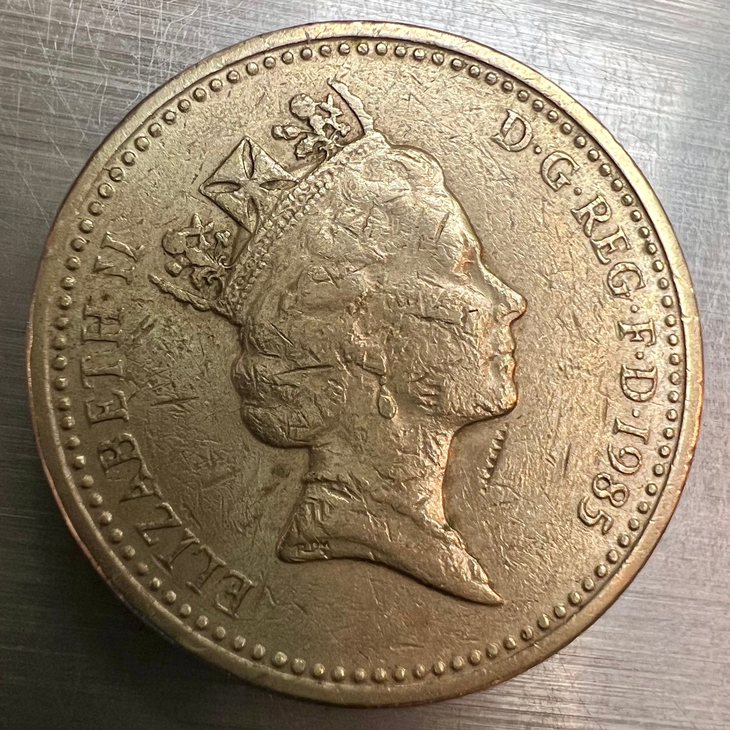 1985 Elizabeth II One Pound Coin Extreme Clash Marks Upside Etsy