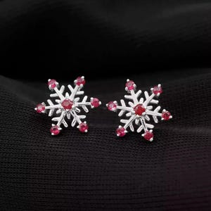 Rundskurna örhängen i 925 sterlingsilver, labtillverkade rubinblommor med örhängen, brudsmycken.