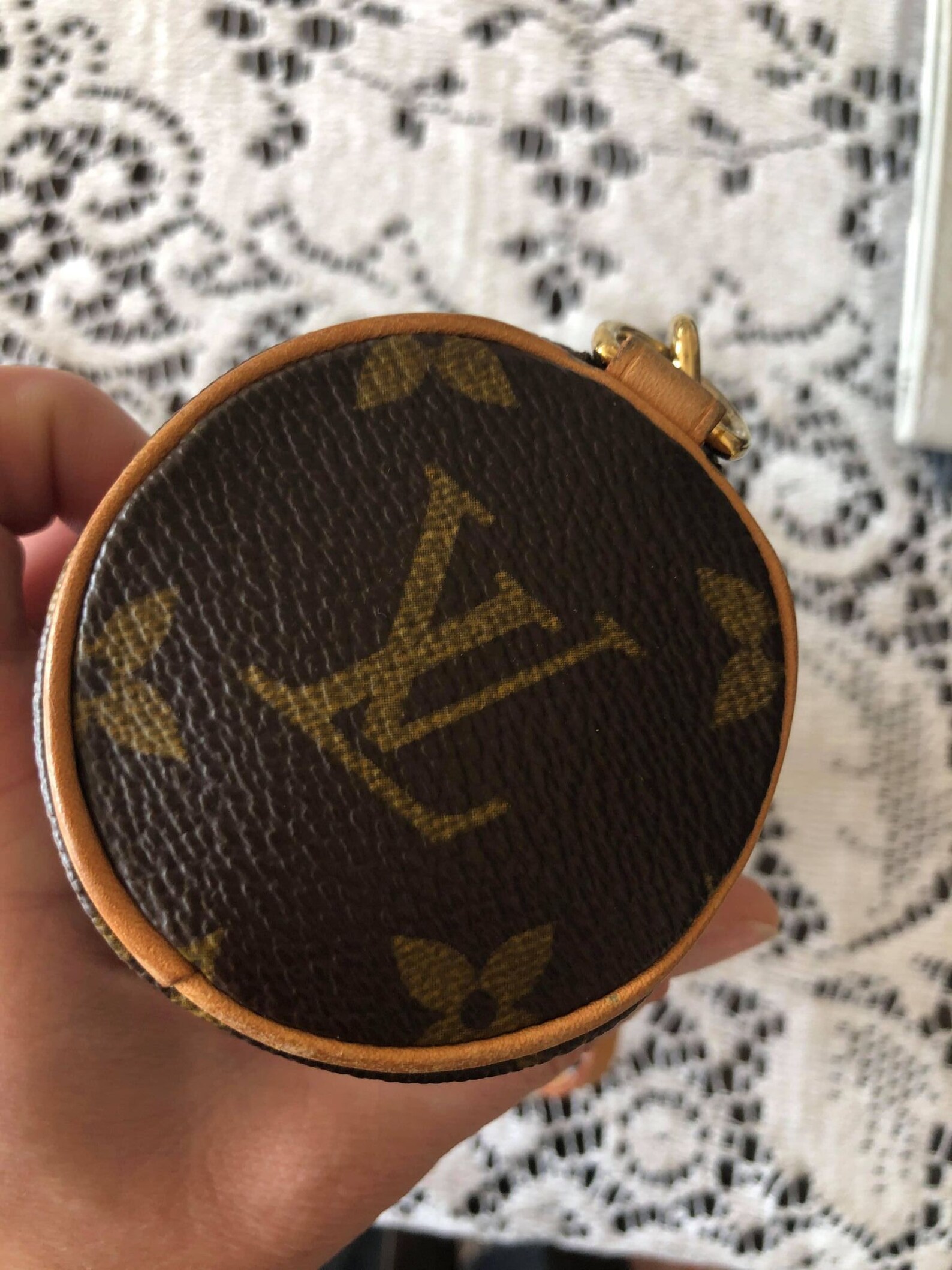 Where Can I Buy A Louis Vuitton Gift Card