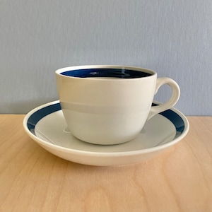 Arabia Ribbons in dark blue-green pattern cup & saucer from Finland
