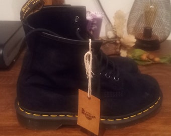 doc martens size 5 womens