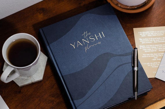 2026 Daily Planner: Hardcover Weekly & Monthly Habit Tracker