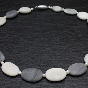 Halskette Collier graue Kieselsteine