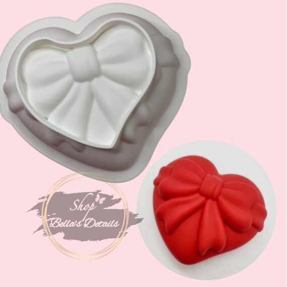 Heart Mold With Bow Breakable 