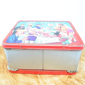 Dick Tracy Lunch Box Metal with Black Handle Silver Sides image 3