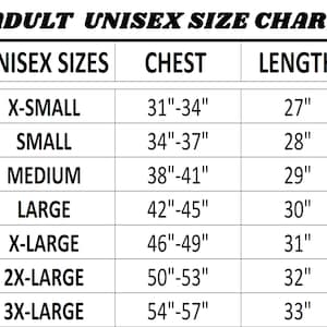 Może przedstawiać: Tabela rozmiar&oacute;w unisex z pomiarami klatki piersiowej i długości w calach. Rozmiary obejmują XS, S, M, L, XL, 2XL i 3XL.