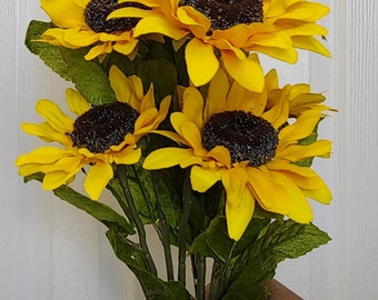 Faux Sunflower Bush, 20" Summer Autumn Wreath Design
