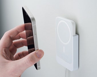 BT2 - Wall Mounted Dock for MagSafe Battery Pack
