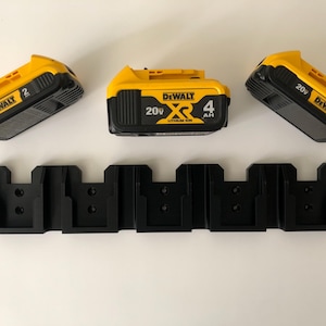 DeWalt 20V Batteriehalter | 5-in-1 Organizer | Langlebige Aufbewahrung für die Wandbefestigung
