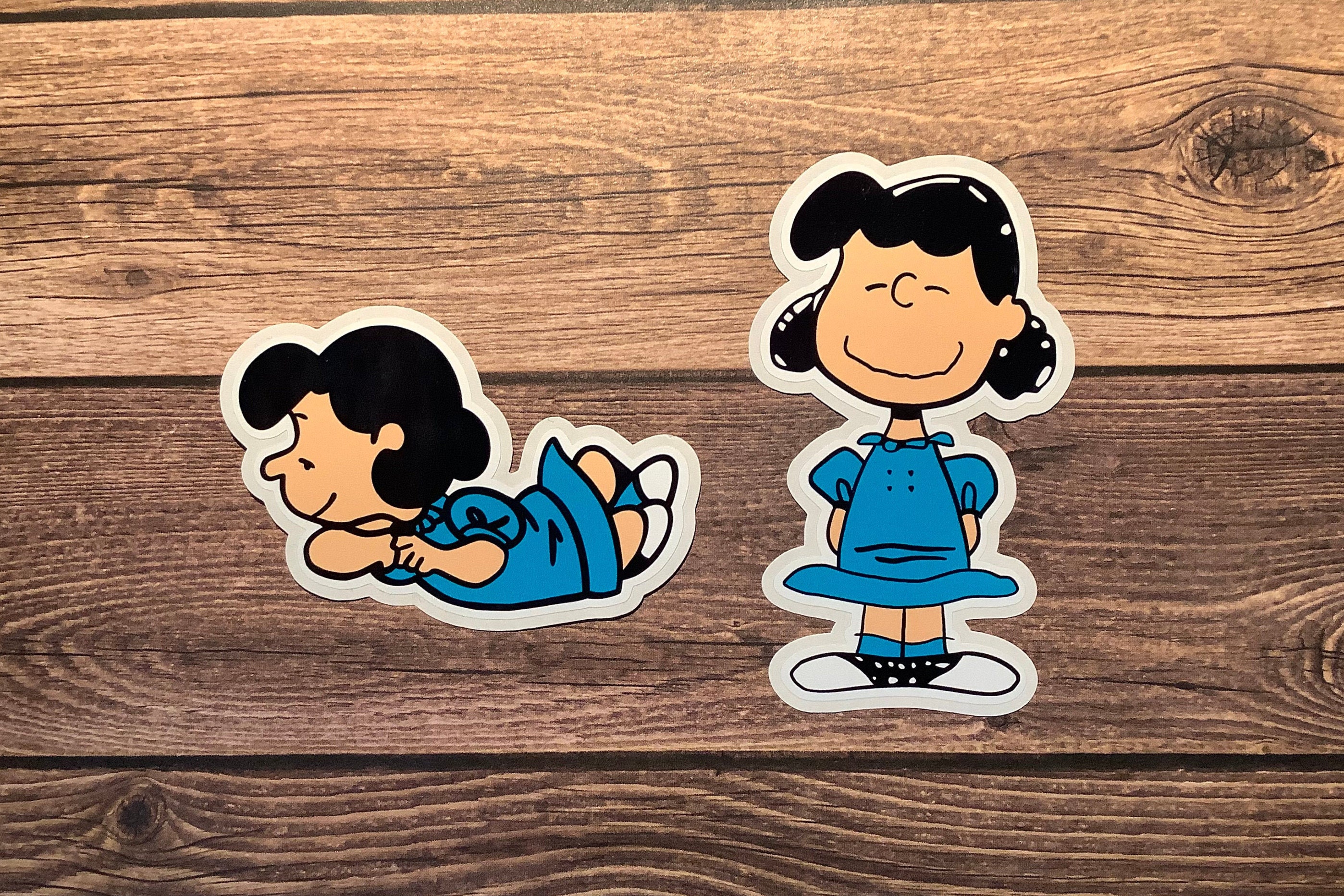 Artstickers Autoaufkleber in Form von Snoopy, 20 cm, für Auto-Liebhaber,  Goldfarben, Snoopy-Aufkleber, Herzform, Geschenk, Spilart, Marke Regsitrada