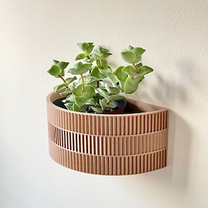 Wall Planter “TURBINE” Printed in Recycled Wood