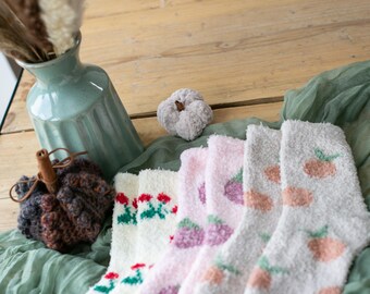 Womans Fruit Flower Cozy/Fuzzy Socks!