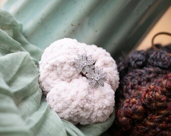 Zirconia Flower Stud Earrings