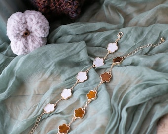 Pearlescent and Tortoise Clover Bracelet