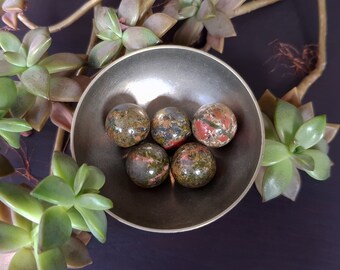 Mini unakite spheres // 1PC // 1,5cm diameter