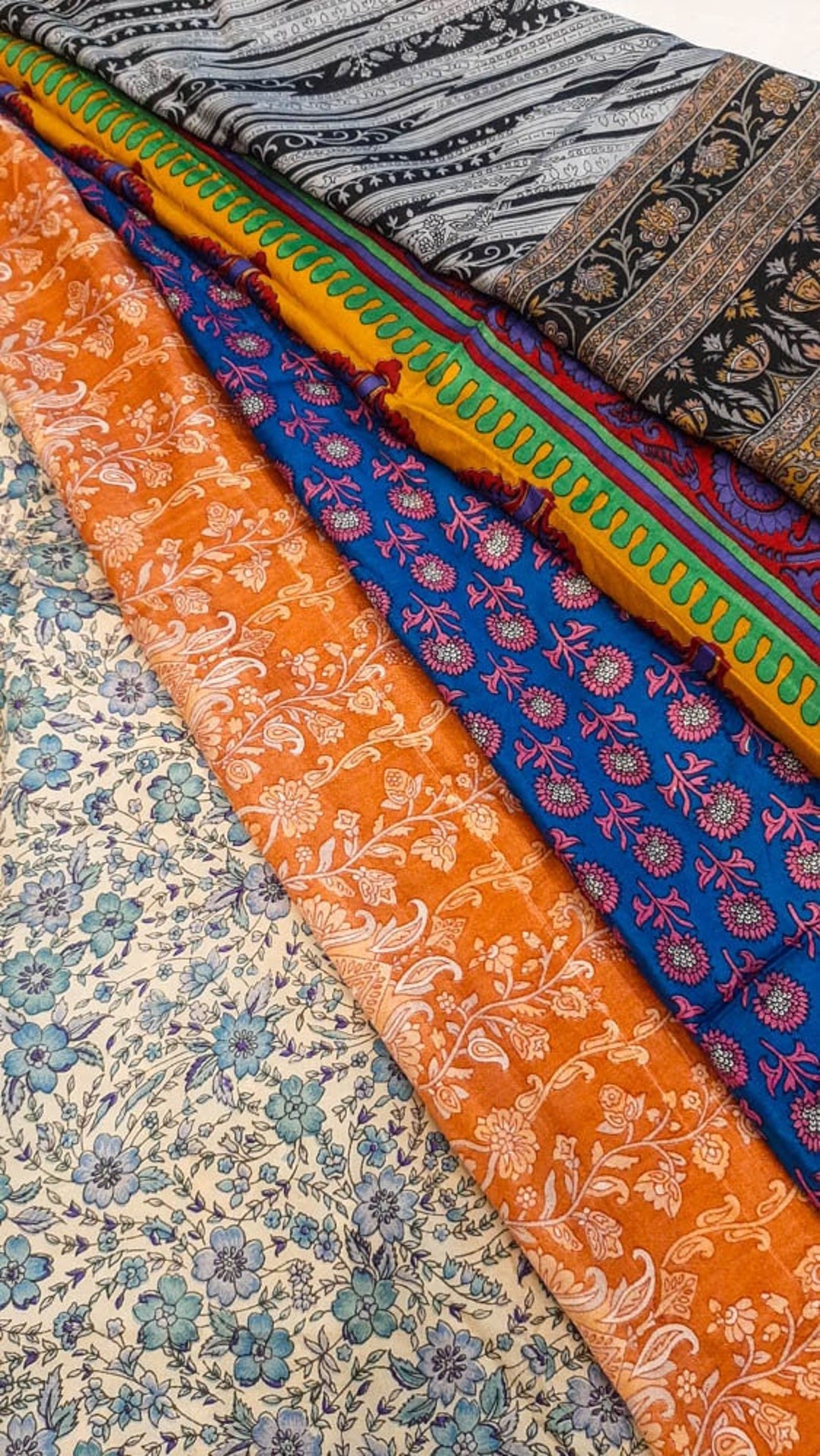 5 Yards of Pure Silk Fabric Pieces Vintage Sari Remnants Scrap Bundle