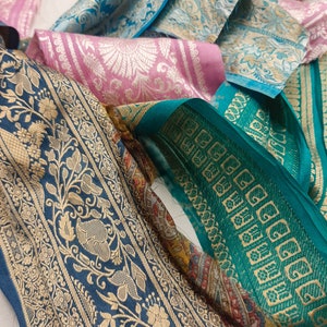 10 Bordas Sari Zari Fita Lurex Tecidos Pedaços Grab Surpresa Mistério Saco Lote Raro Índia Saree Rendas Retalhos Remanescentes Lotes Atacado SL17