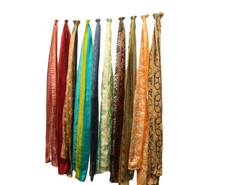 Écharpe en pure soie recyclée, vintage, sari, ceinture pour la tête, reste de cravate, foulard, ceinture en soie, fabrication de tissus doux, décoration recyclée, ceintures, bandes SL4