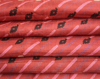 Écharpe en tissu de soie pure, tissu pour emballage cadeau, collage, techniques mixtes, travaux manuels de couture, sari sari recyclé vintage, écharpes Hanky Sarong SSC1432