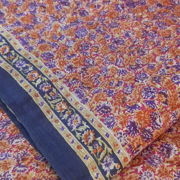 Tissu en pure soie par mètre Fabrication de robe, collage de tissu vintage, matériau recyclé, impression textile Saree Sari, teinture d'oeuf de Pâques PSF1577