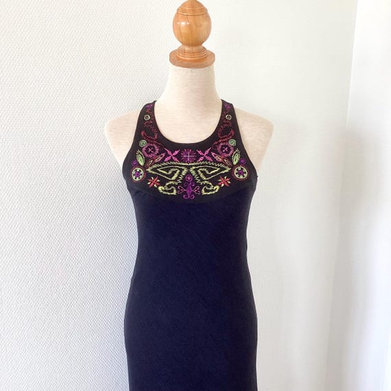 Christian Lacroix, Robe Christian Lacroix vintage 1980 / robe moulante noire fleurs brodées vertes roses / luxe made in France / french vintage dress 80’s