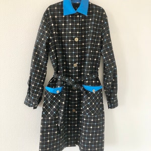 Robe vintage enfant des années 1960 / robe à fleurs noires bleues / blouse 10 ans / fabrication française / French vintage dress 60s image 1