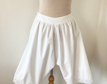 Culotte ancienne 1910 / culotte blanche brodée dentelle brodé / short vintage / lingerie ancienne / fait main / french antique lingerie 10’S