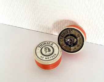 Bobine de fil ancienne 1940  /  fil en coton orange / mercerie Thiriez vintage / french antique spool of thread 40’s