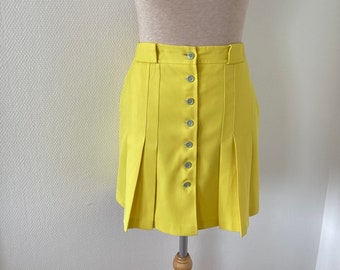 Vintage 1960 skirt / yellow pleated short skirt with green buttons / tennis outfit / French manufacture / French vintage skirt 60&#39;s