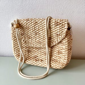 Bolso de cesta vintage 1970 / gran embrague de paja tejida beige / bolso de hombro / bolso de cartera de lujo / bolso vintage francés de los años 70