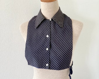 Plastron ancien 1960 / grand col Amovible coton bleu marine à pois blancs / fait à la main / antique French removable collar 60’s