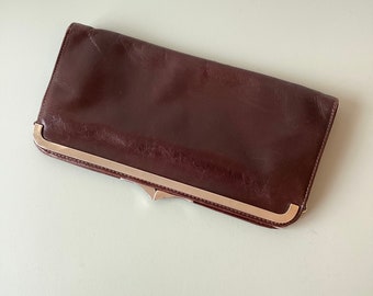 Vintage brown leather clutch 1960 / small old brown leather bag / evening clutch / handmade / French vintage bag 60’s