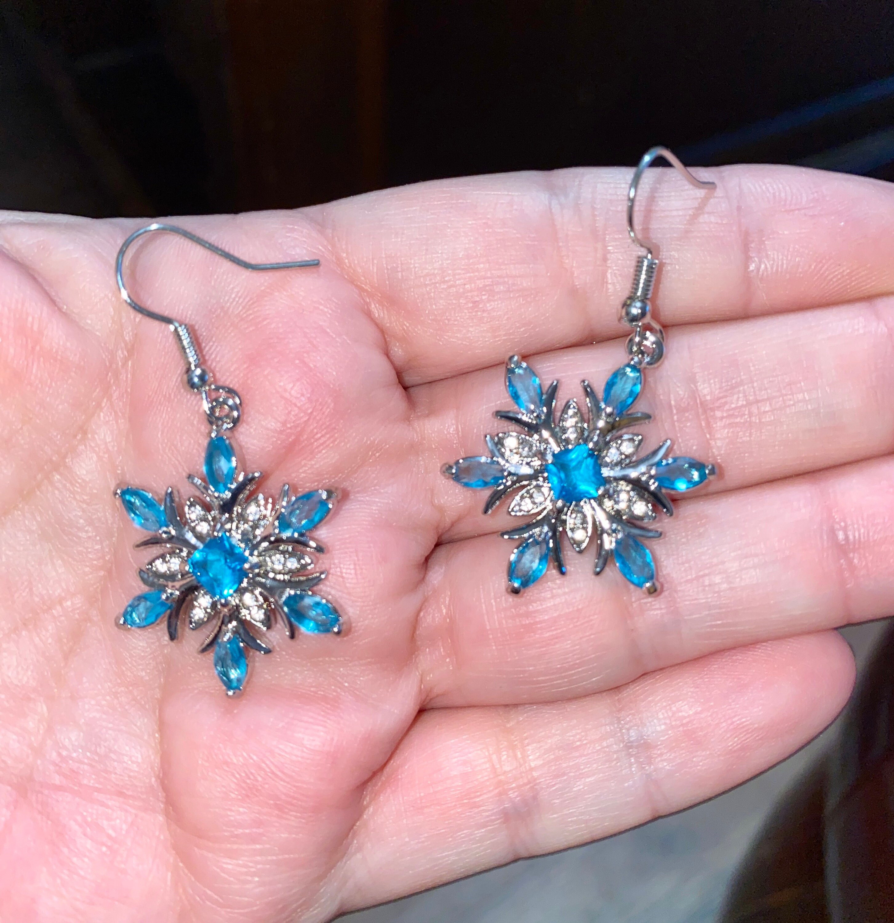 Christmas Snowflake Dangle Earrings sparkling Blue and Clear