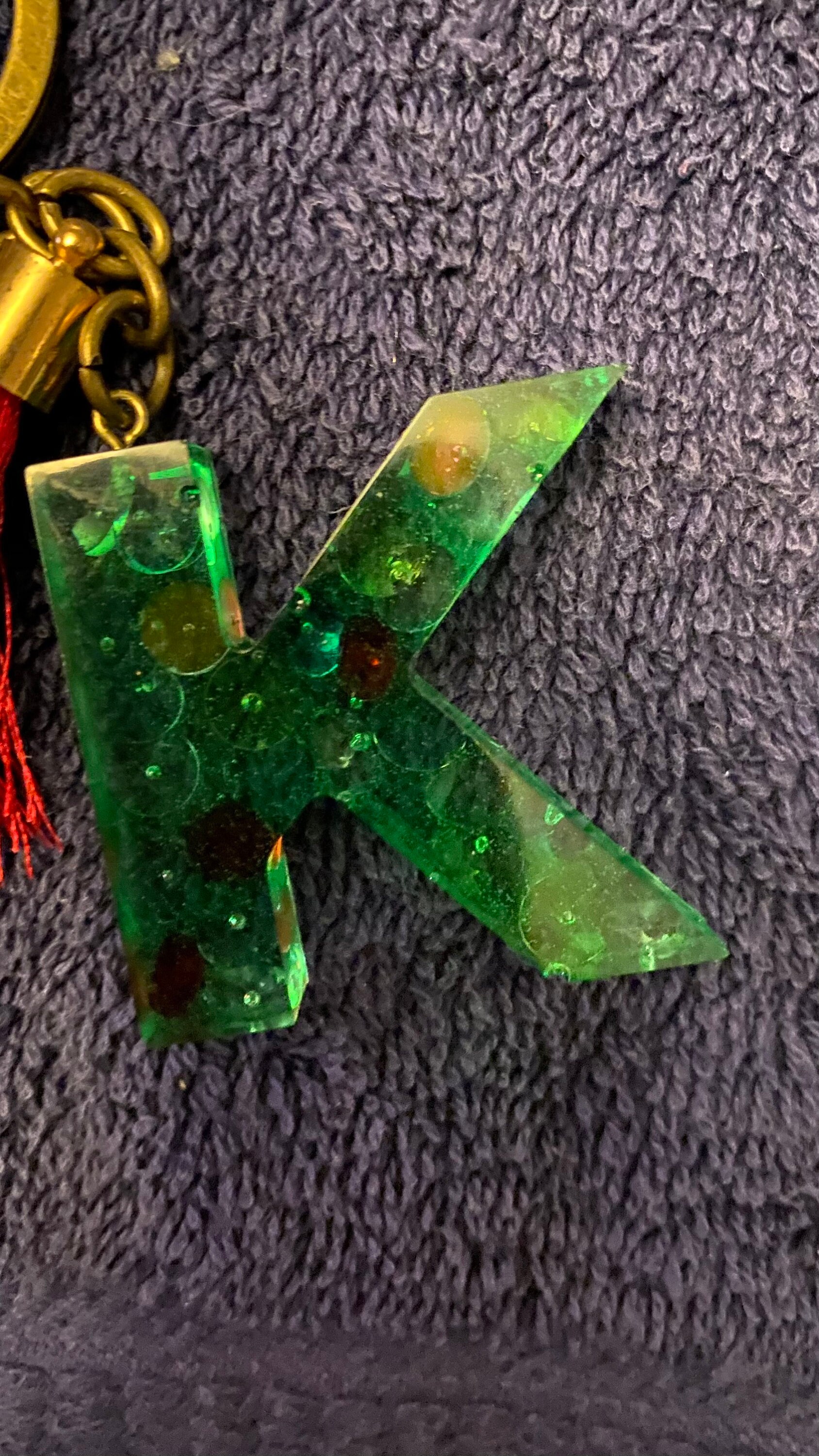 Epoxy resin keychains with tassels Etsy.de