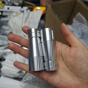Metal / Plastic CNC Machining Service - Aluminum / Plastic / Stainless Steel / Brass / Copper / Titanium - CNC Milling & Turning