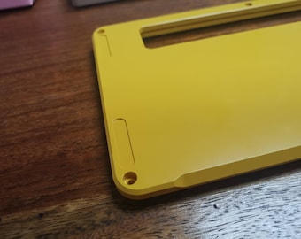 Étui-clavier mécanique en aluminium anodisé à 65 % : prototype usiné CNC