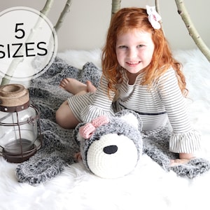 Bear Rug, Bear Rug Nursery, Bear Blanket for Baby, Nursery Bear Rug, Crochet Bear Rug, Baby Bear Blanket, Frosted Black Bear Rug, Minky