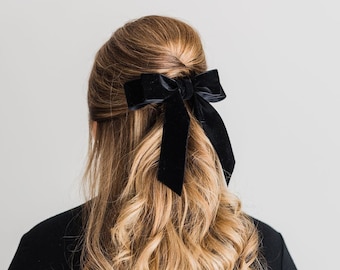 Black Velvet Hair Bow Short Ribbon Tails French Barrette | Grace & Grandeur Judy Short Bow