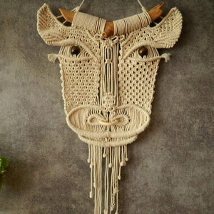 農家風マクラメ牛の壁掛け：ボヘミアン風フォークアート装飾