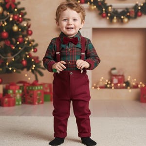 Conjunto navideño infantil a cuadros: Tirantes y pajarita para las fiestas