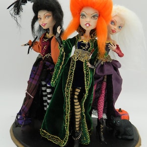 We put the spell on you Doll Figurine Monster High OOAK Repaint Custom