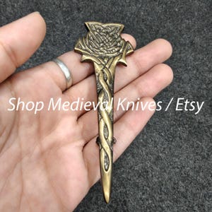 Scottish Kilt pin | Made of Brass Antique Metal | Thistle kilt Pin | Size 4.5 Inches | Premium Handmade Kilt Pin