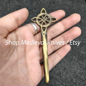 Scottish Kilt pin | Made of Brass Antique Metal | Celtic Knots kilt Pin | Size 4.5 Inches | Premium Handmade Kilt Pin
