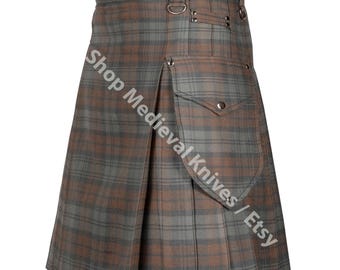 Scottish Black Watch Weathered Tartan Utility Kilt with Cargo Pockets For Men - 16Oz Medium Weight Kilt - Traditional Highlander Kilt
